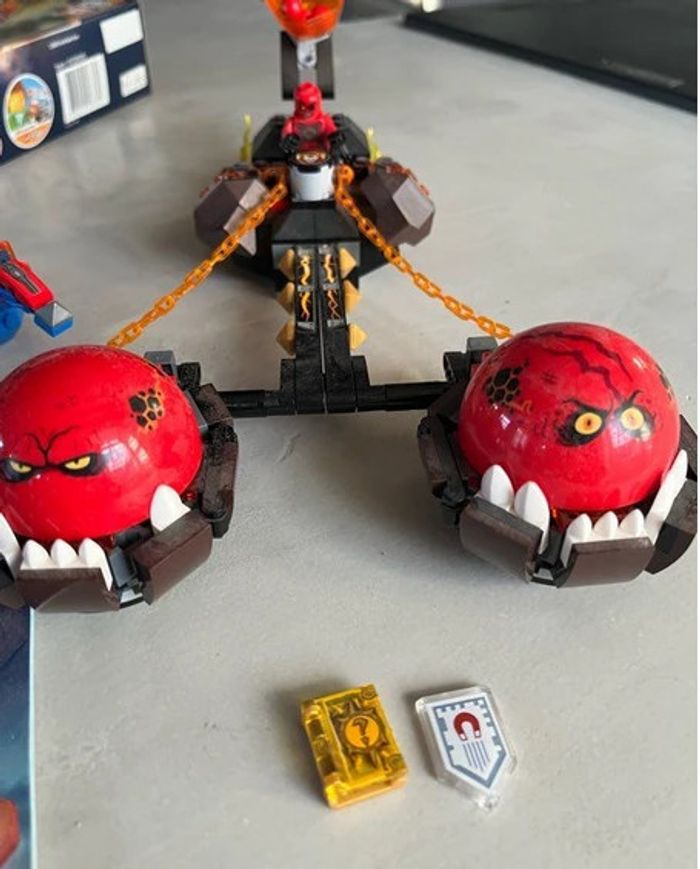Lego nexo Knight 70314 le chariot de feu - photo numéro 4