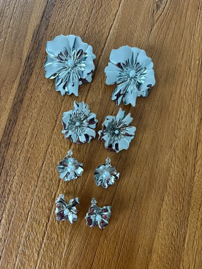 Lot boucles d'oreilles fleurs