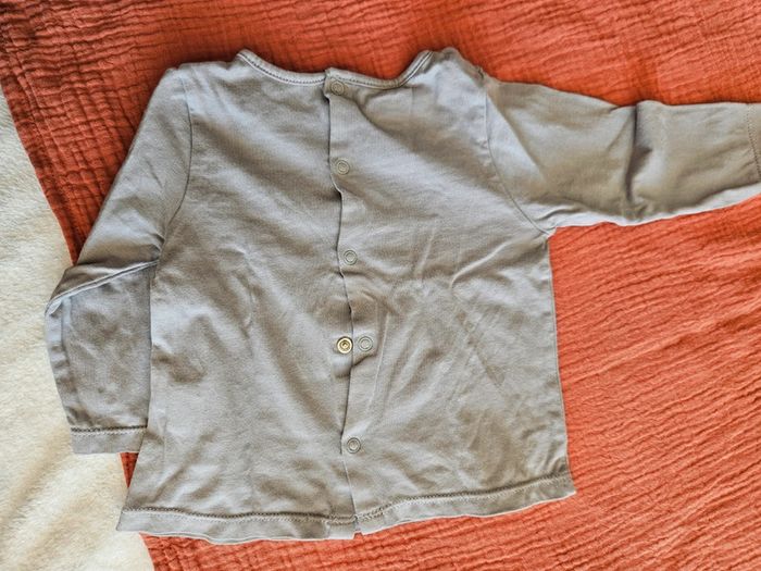 Tee-shirt manches longues / Taille 6 mois - photo numéro 2