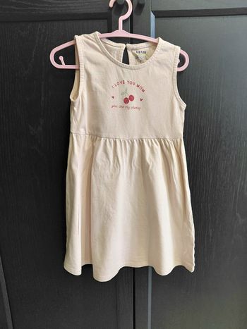 Robe débardeur rose pâle cerise Kiabi taille 3ans 36 mois