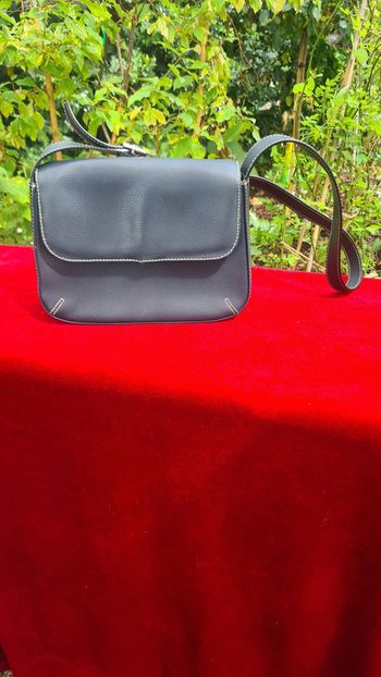 Sac a main bandoulière bleu marine