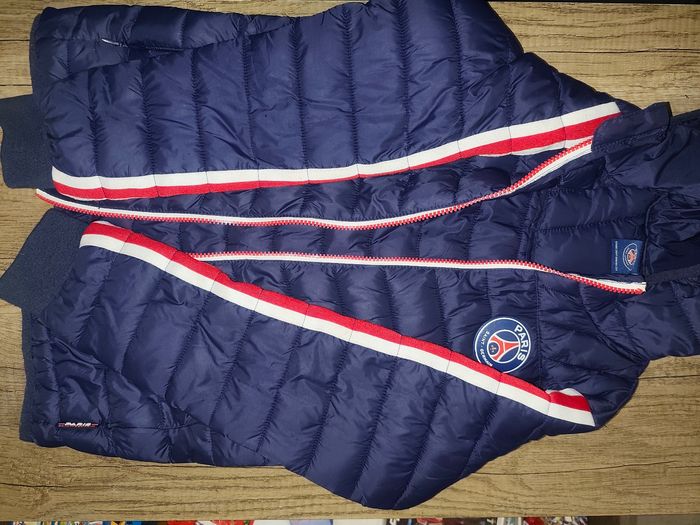 Doudoune officielle PSG 12 ans - photo numéro 2