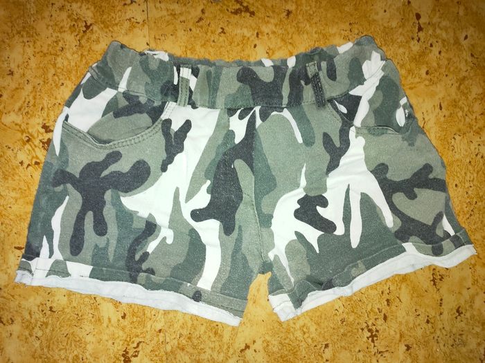 Short fille taille 14 ans