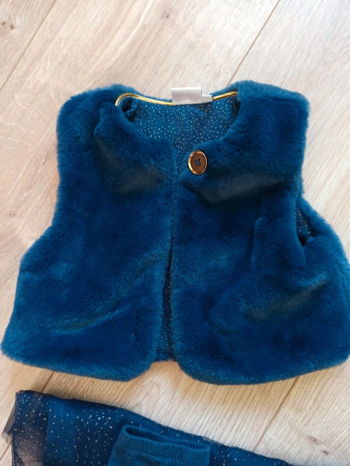 Robe avec gilet fourrure - photo numéro 6