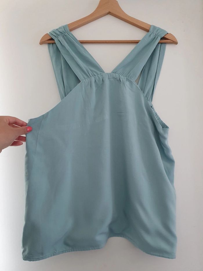 Top turquoise Kiabi Neuf taille 42 - photo numéro 2
