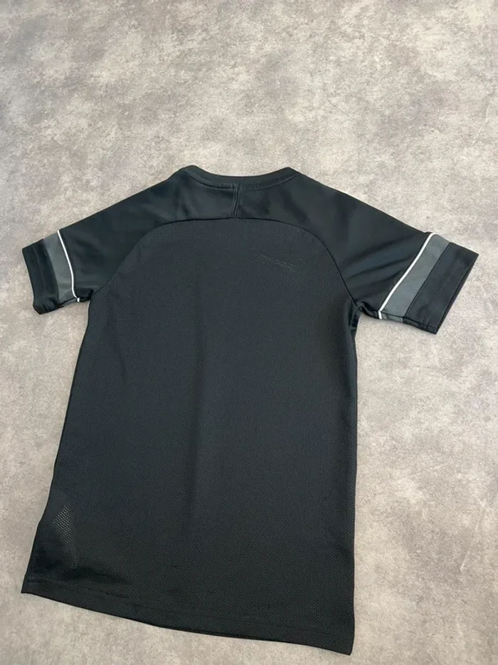 T-shirt Nike Dry-Fit - photo numéro 8