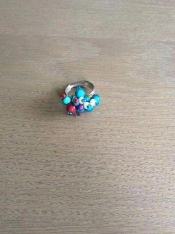 Bague ajustable en perles