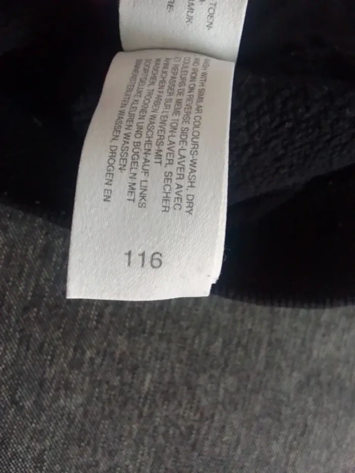 Pull taille 116 - photo numéro 8