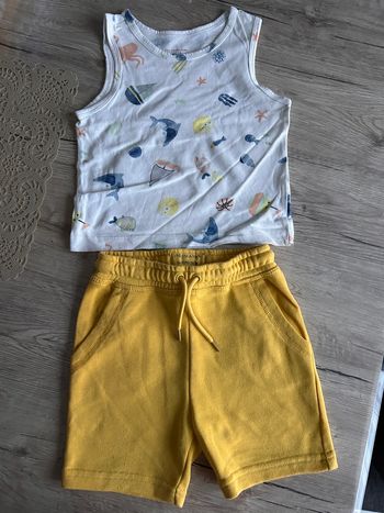 Lot vêtements 24 mois 