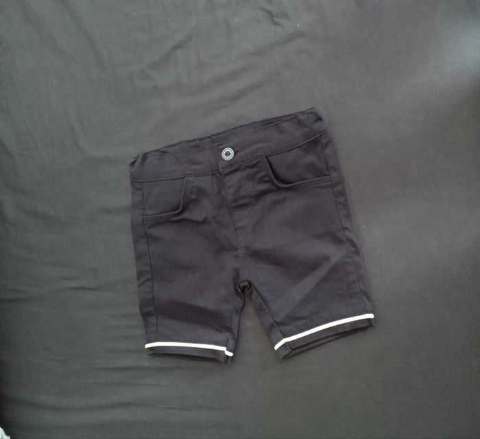 Short bleu marine tube 86 cm