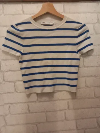T-shirt crop top marinières Zara taille M très bon état