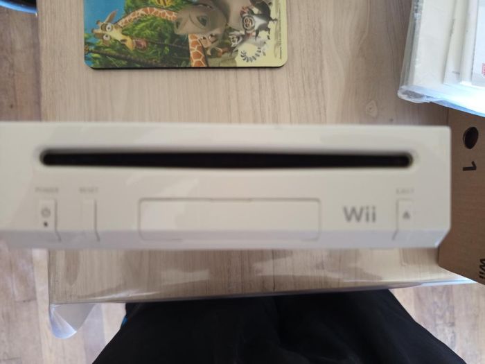 Nintendo - Wii - Console - Wii family edition - photo numéro 6