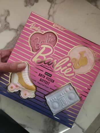 Bombe de bain barbie