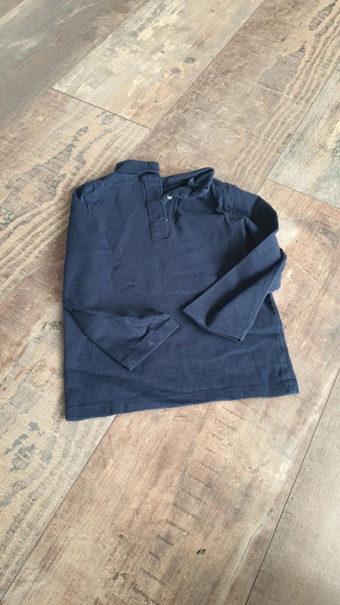 T-shirt kiabi 24 mois en très bon état - photo numéro 4