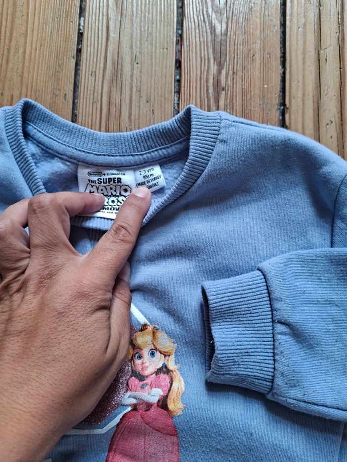 Pull the super mario taille 2/3 ans - photo numéro 4
