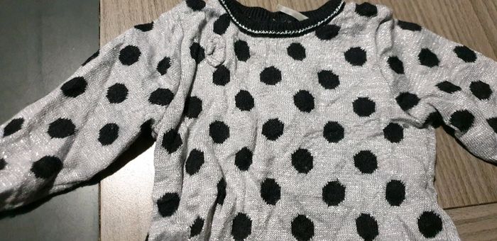 3 robes 6 et 9 mois - photo numéro 8