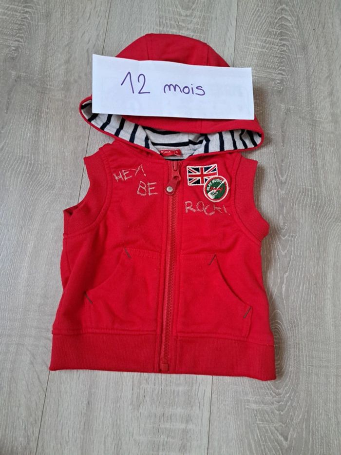 Veste sans manches 12 mois