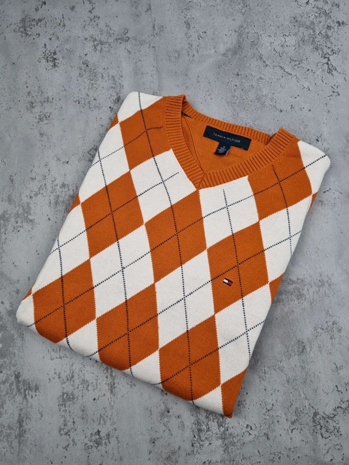 Pull col V Tommy Hilfiger orange à losanges – Taille M Homme