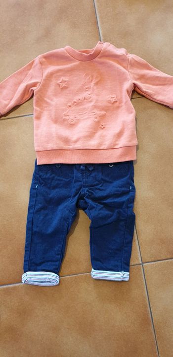 Ensemble pantalon et pull