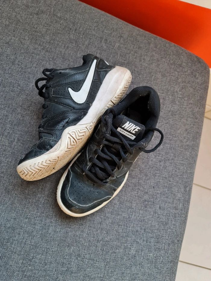 Basket Nike pointure 35 - photo numéro 4