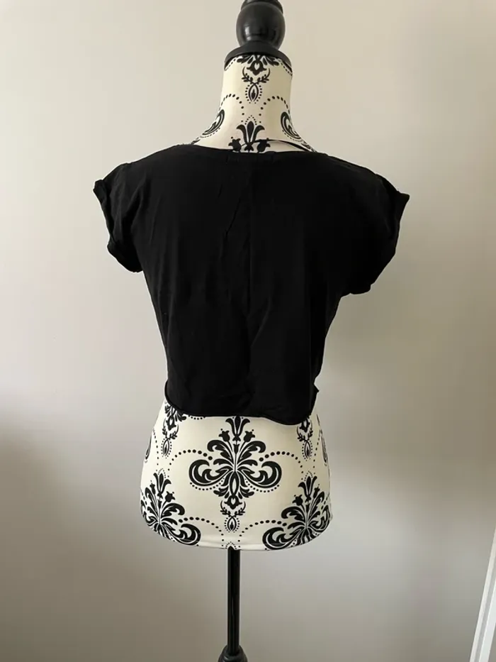 T-shirt court crop top Jennyfer taille S noir Beverly Hills - photo numéro 5