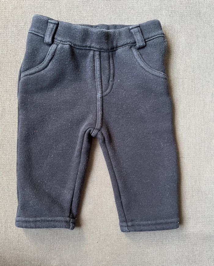 Jogging noir Kiabi 3 mois - photo numéro 2