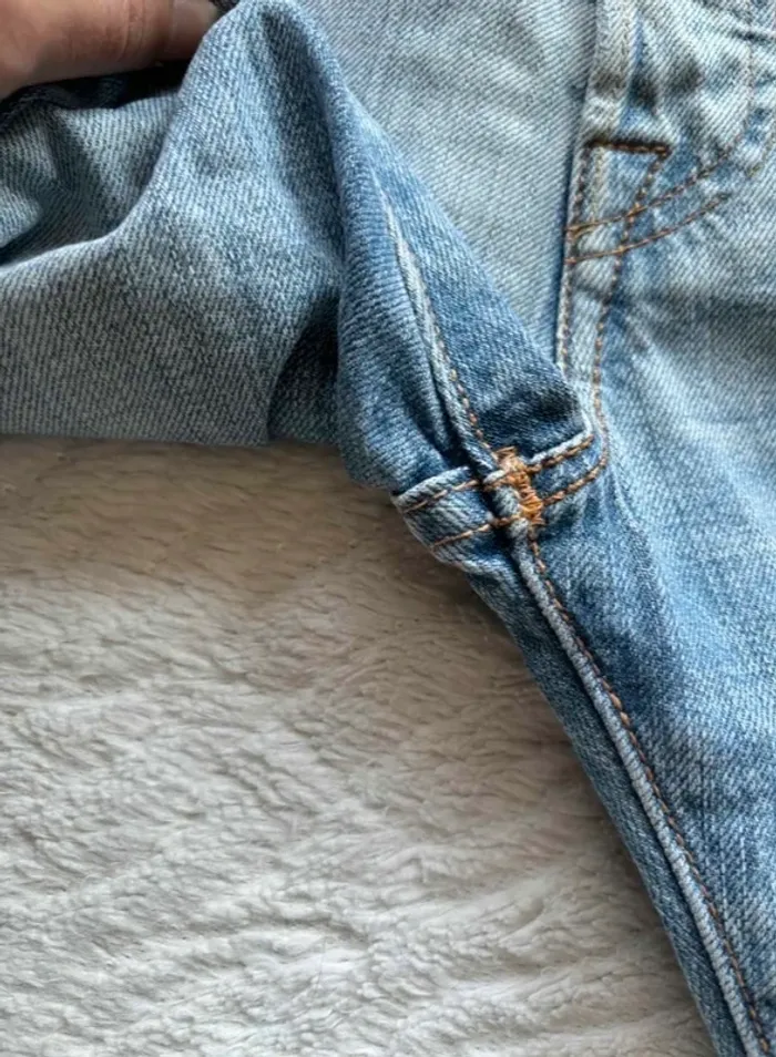 Jean levi’s 501 homme bleu clair effet délavé coupe regular straight droit taille W32 L/42 L34 - photo numéro 8