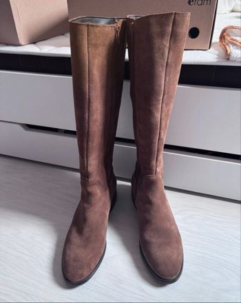 Bottes neuves avec étiquette 