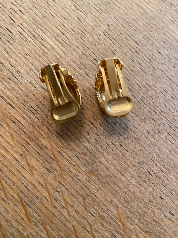 Boucles d’oreilles clip forme cabochon plaqué or - photo numéro 3