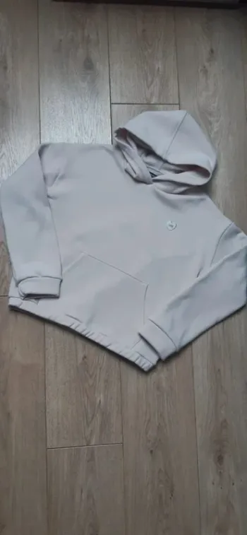 Pull sweat à capuche tout doux okaidi 12 ans en excellent état