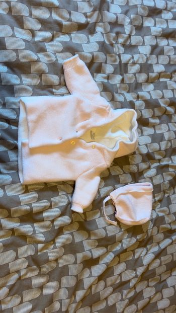 Lot gilet et bonnet