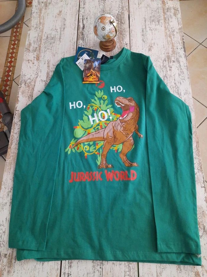 T shirt Noel Ho Ho Ho dinosaure jurassic world