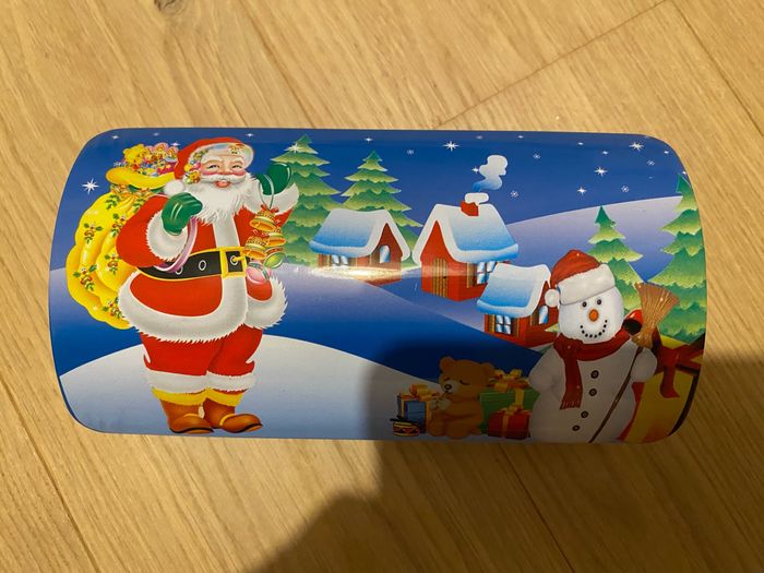 Boîte trousse de Noël en métal