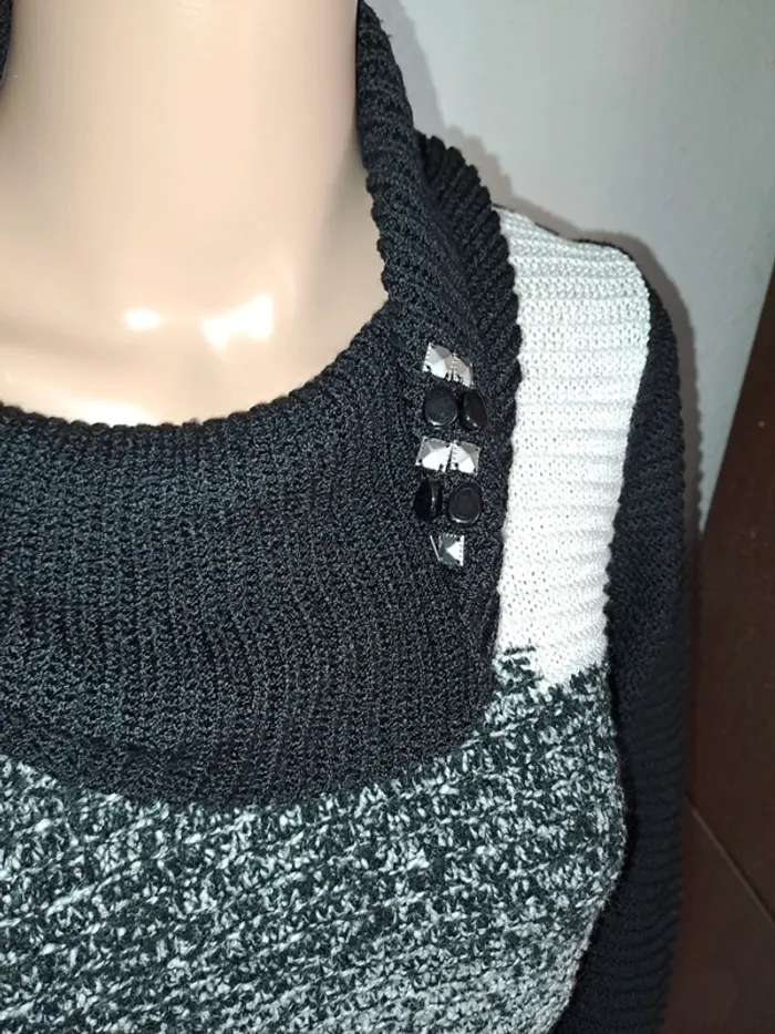 Pull taille 1 femme - photo numéro 2