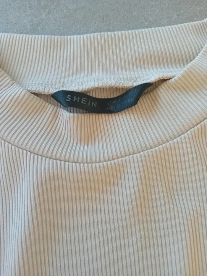 Top shein taille XS 34 - photo numéro 2