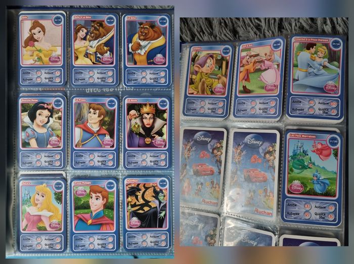 Coffret collection Disney comme neuf avec cartes brillantes et holographiques - photo numéro 7