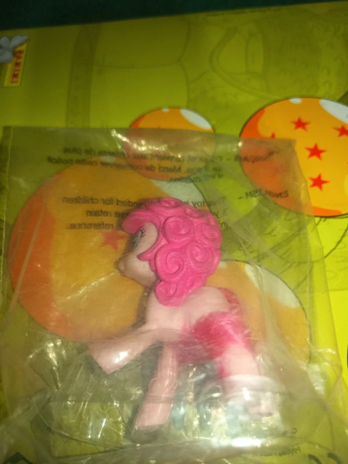 Petit poney m'y little pony rose Mc Donald's