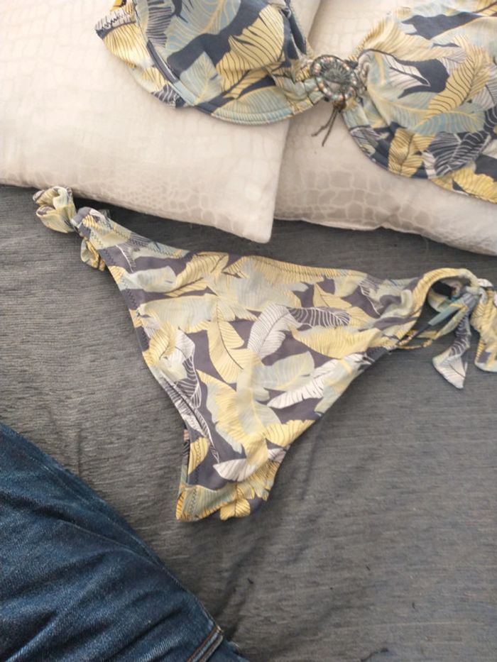 Maillot de bain rouge gorge taille 38 haut 90c - photo numéro 5