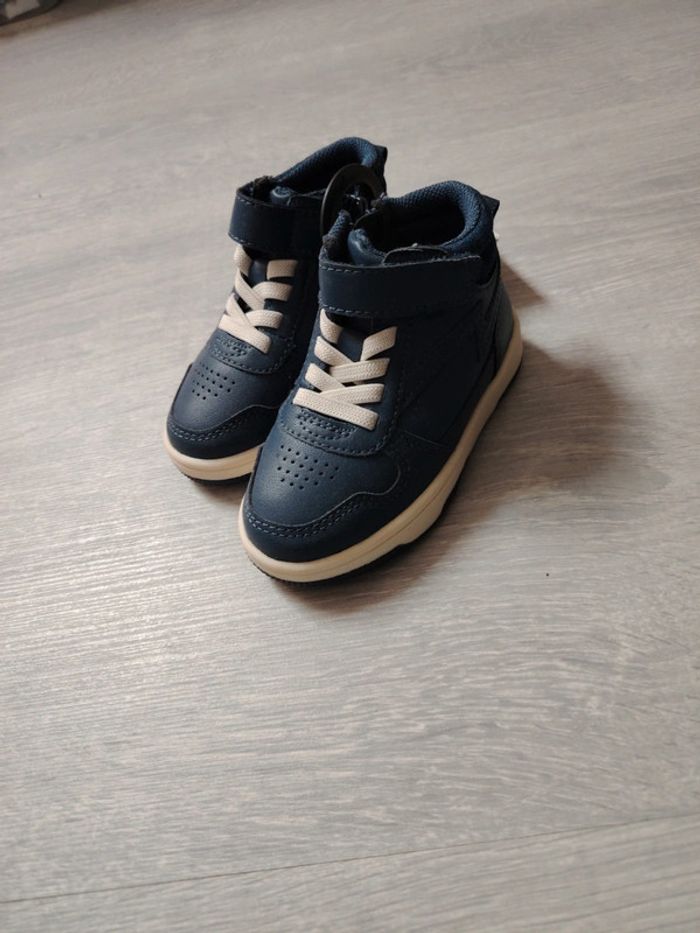Chaussure neuve