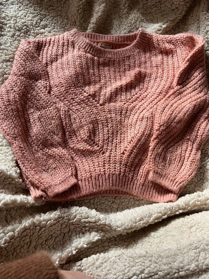 Pull rose pailletée