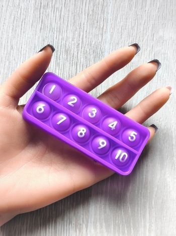 Pop it violet pour compter jusqu'à 10