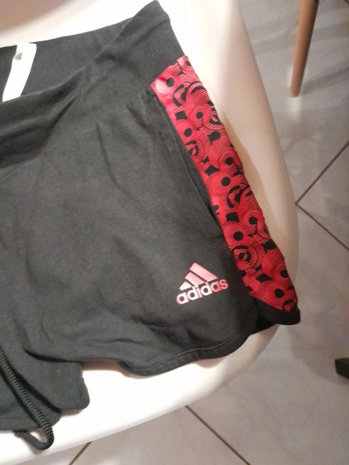 Short adidas - photo numéro 2