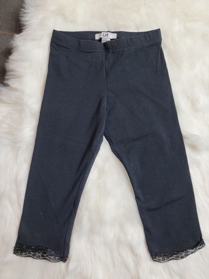 Legging noir et dentelle