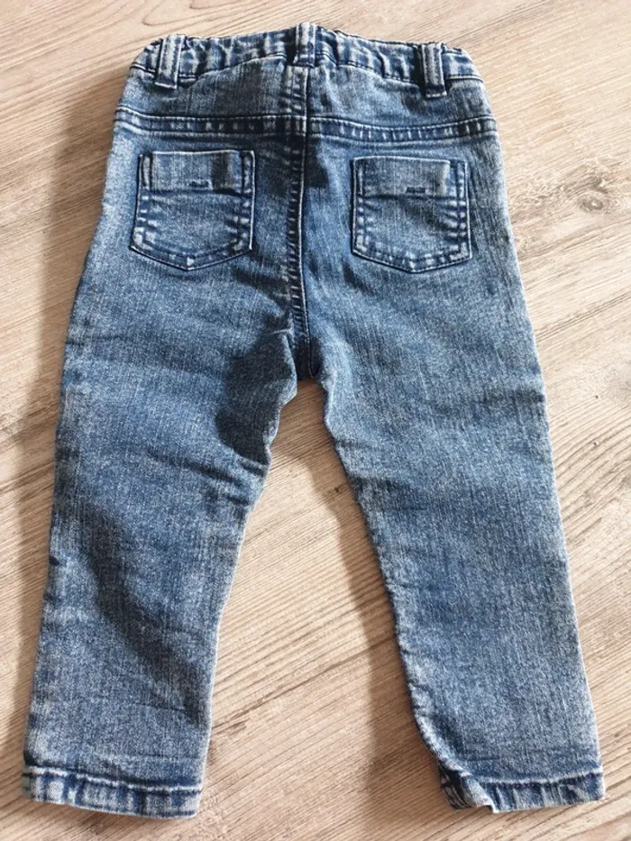 Jeans slim Kiabi 18 mois - photo numéro 2