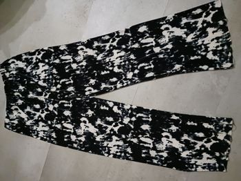 pantalon plissé  imprimé noir et blanc taille élastiquée Taille M Sophyline Neuf Très beau