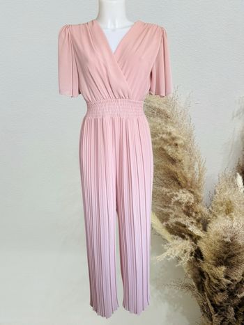 Superbe combinaison  longue plissée femme TU 36/40 rose