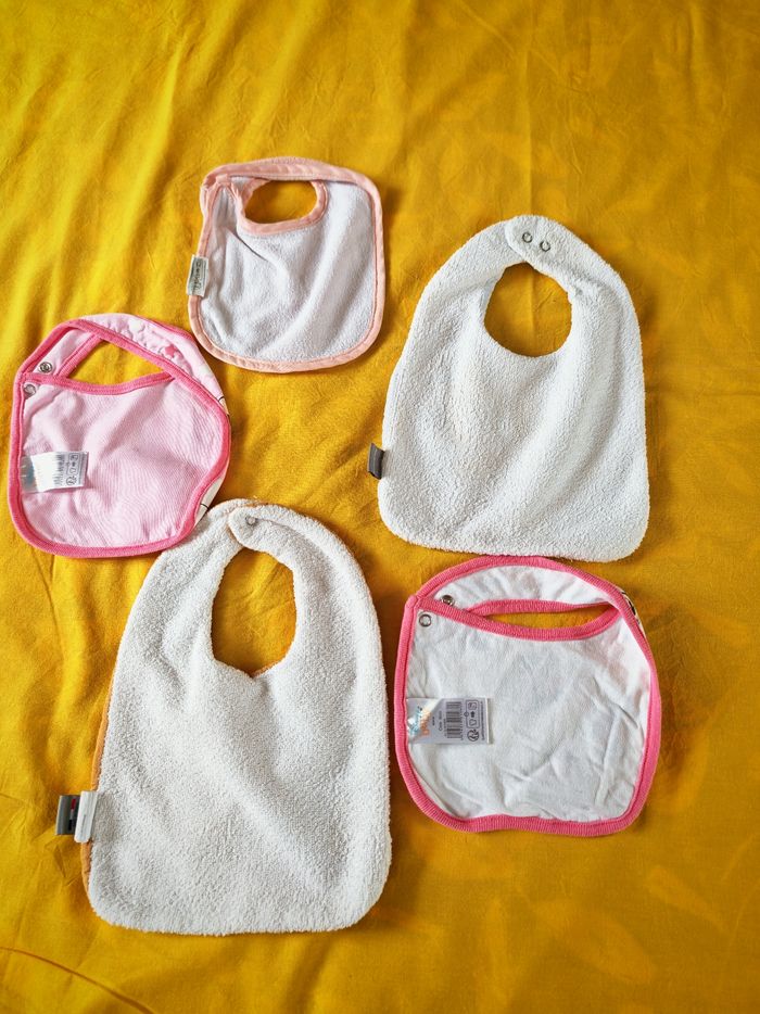 Lot de bavoirs bébé - photo numéro 2