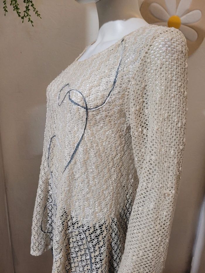 Haut dos dentelles - photo numéro 6