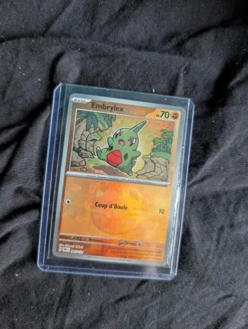 Carte Pokémon Embrylex 047/131 Masterball EB8.5 Evolutions Prismatiques