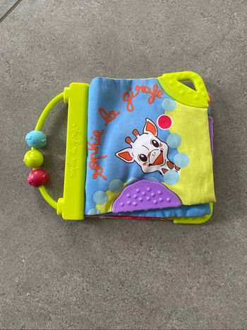 Livre activité sophie la girafe